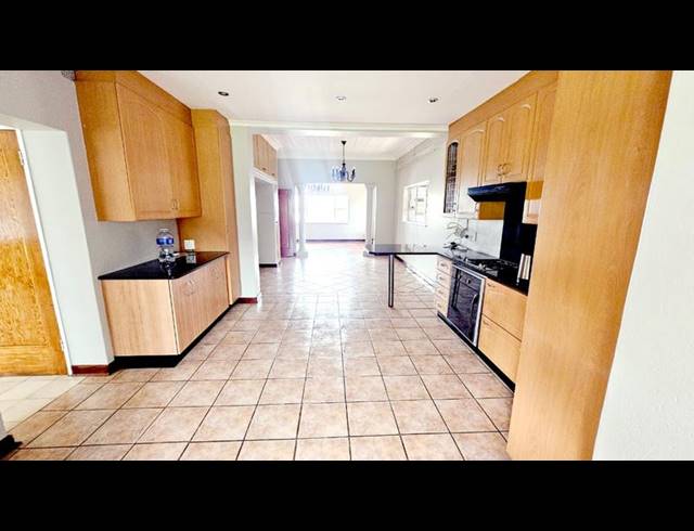 4 BEDROOM PROPERTY TO RENT IN PRIMROSE